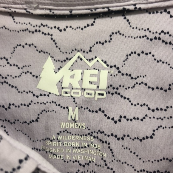 REI Button down sun shirt - Picture 4 of 9